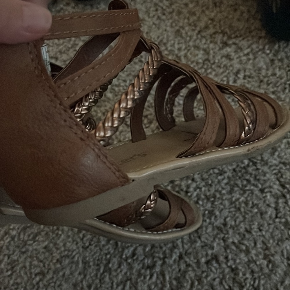 Sandals size 2 - Picture 3 of 4